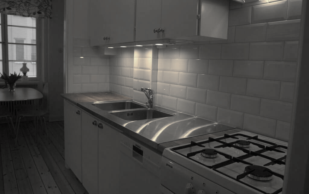 Portfolio photo of sink in kitchen